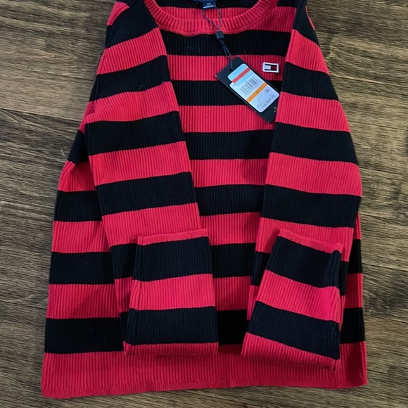 Tommy Hilfiger sweater *NWT* - Picture 4 of 4